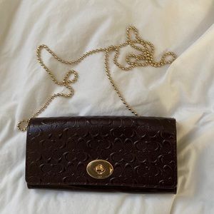 Classic Coach Logo Shoulder Purse